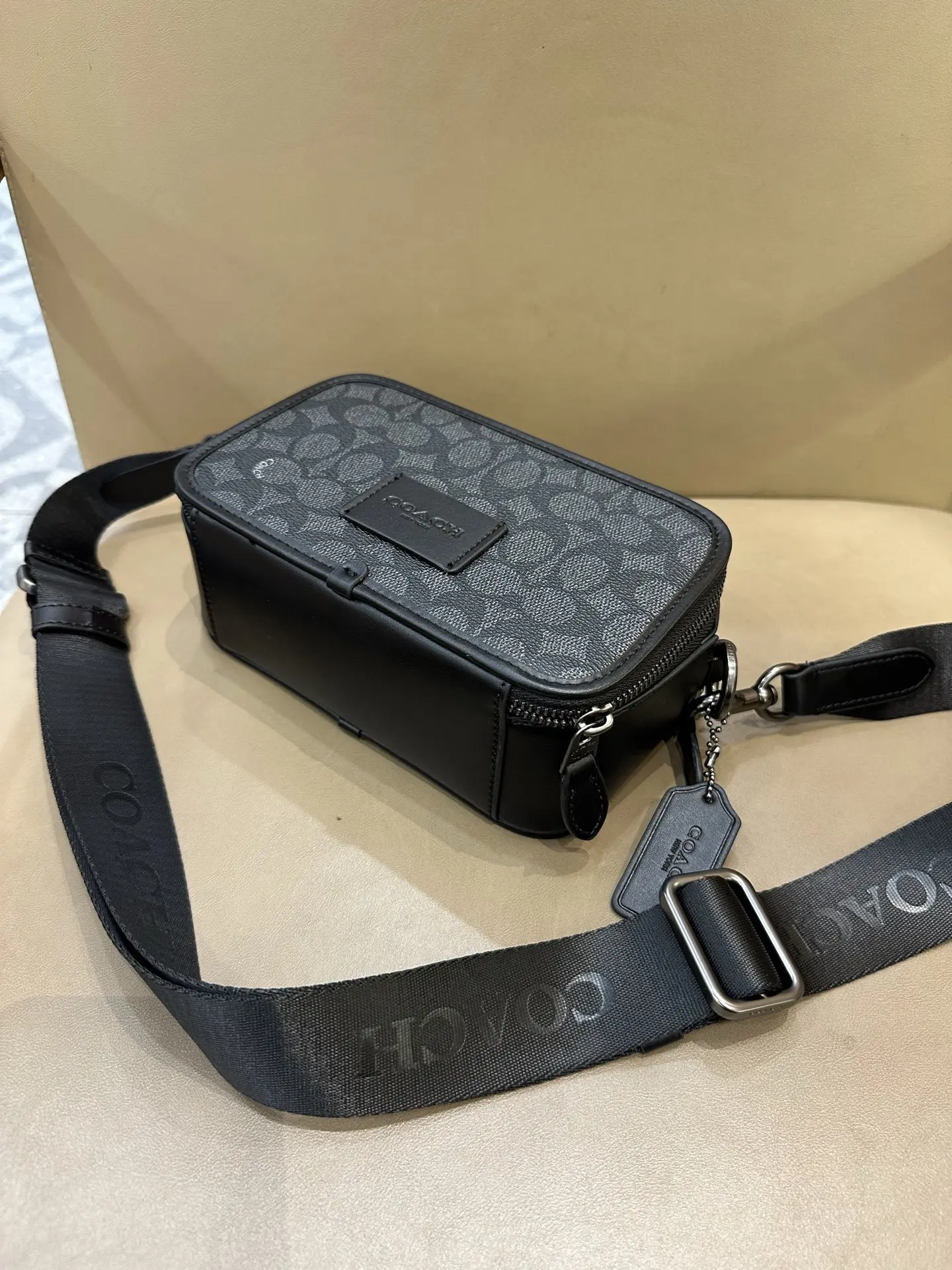 Coach Wyatt Signature Canvas Camera Bag D38018363 — view 14