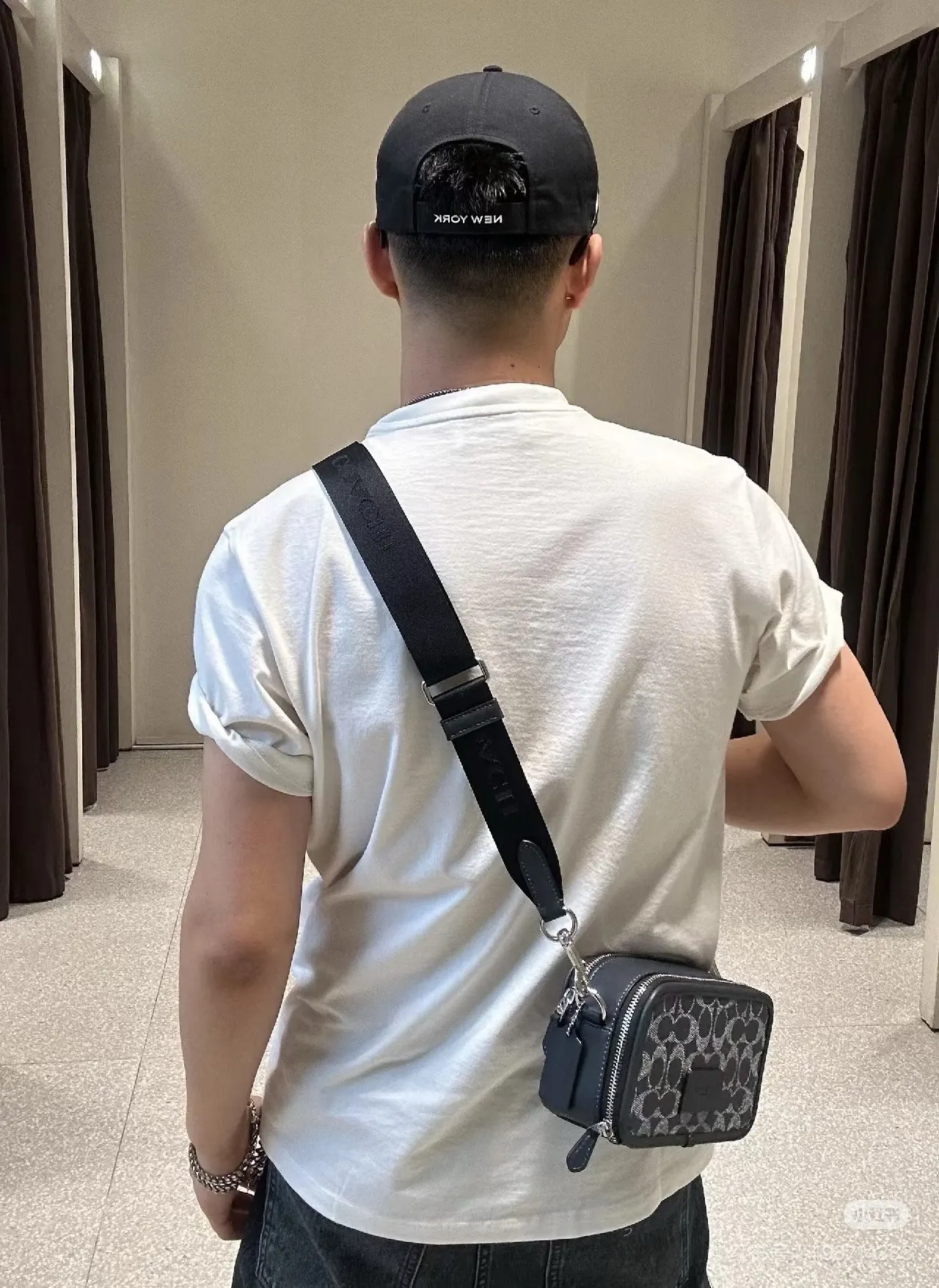 Signature Coated Canvas Camera Bag D38018362 — view 11
