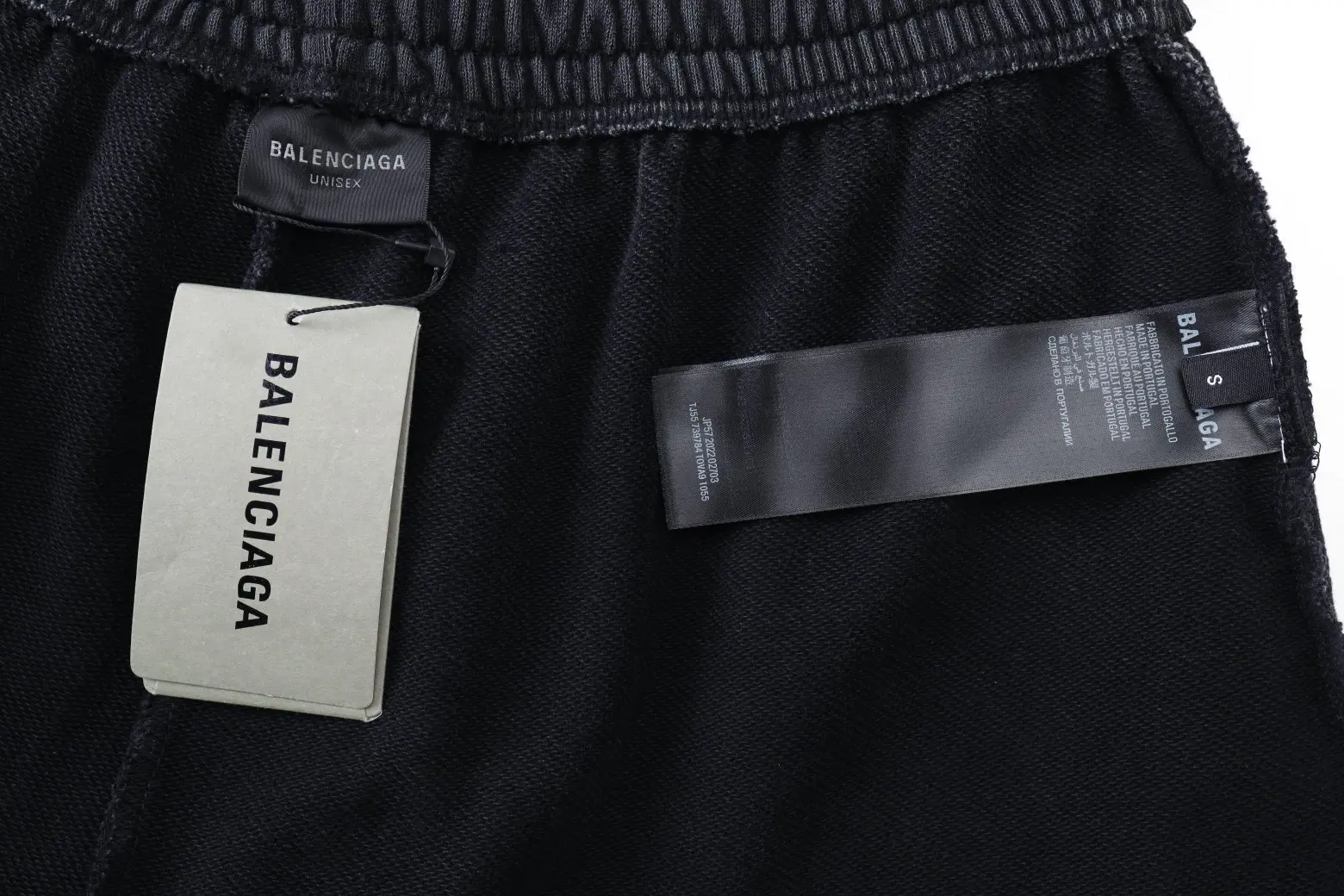 Flame Logo Distressed Cotton Shorts D18920116 — view 18