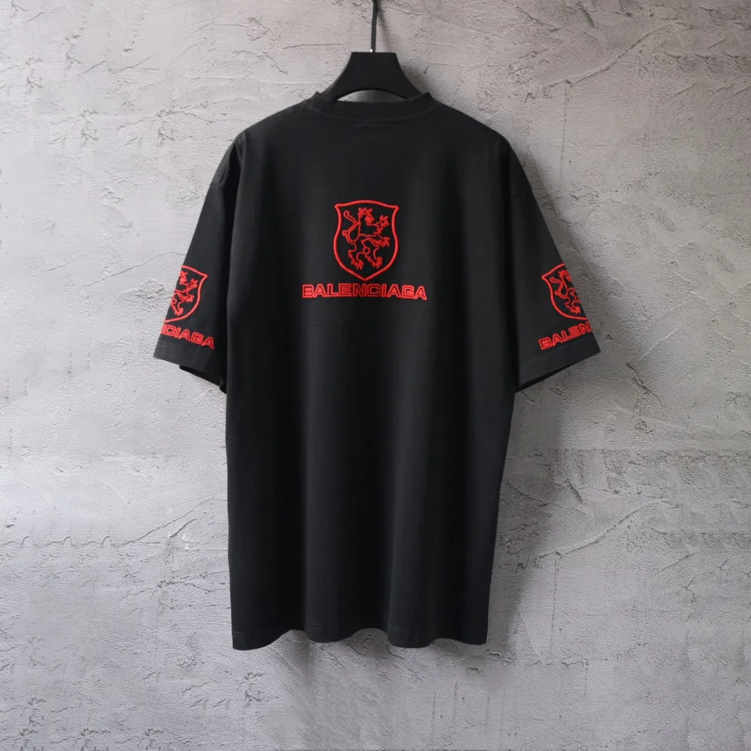 Embroidered Crest Logo Oversized T-Shirt D16920103