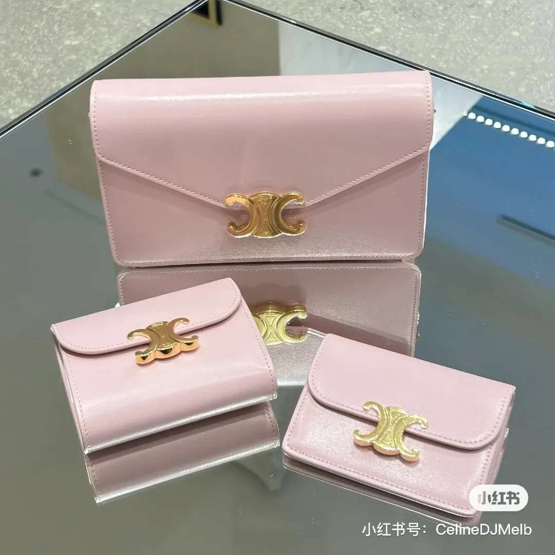 Triomphe Envelope Chain Bag D28017822 — view 5