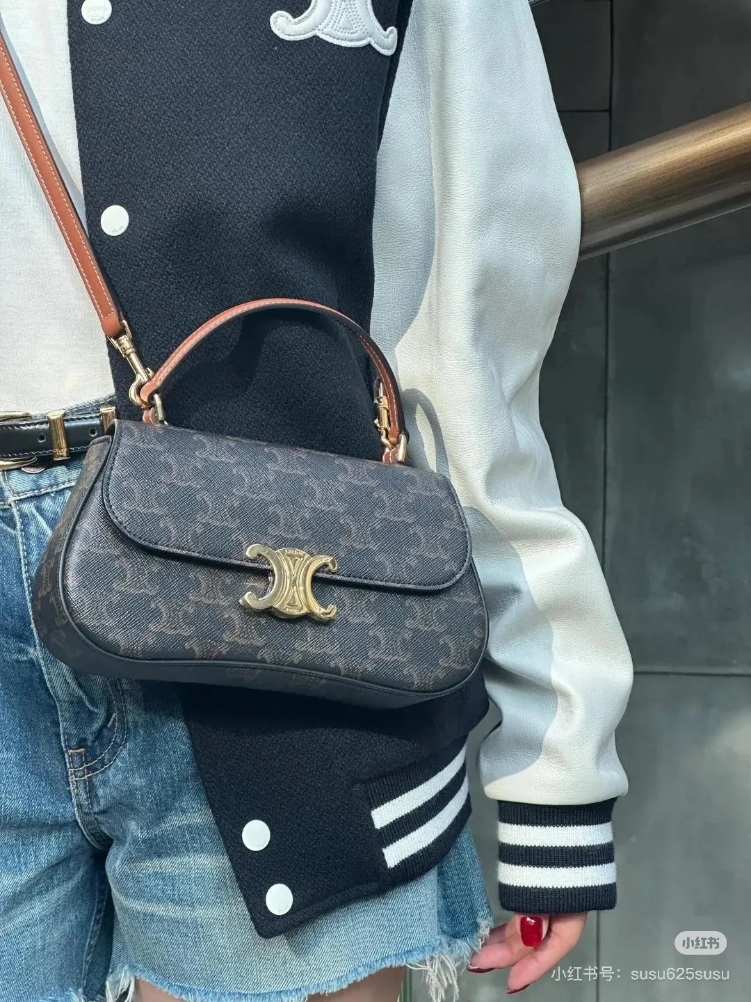 Triomphe Canvas Ava Shoulder Bag D30017820 — view 2