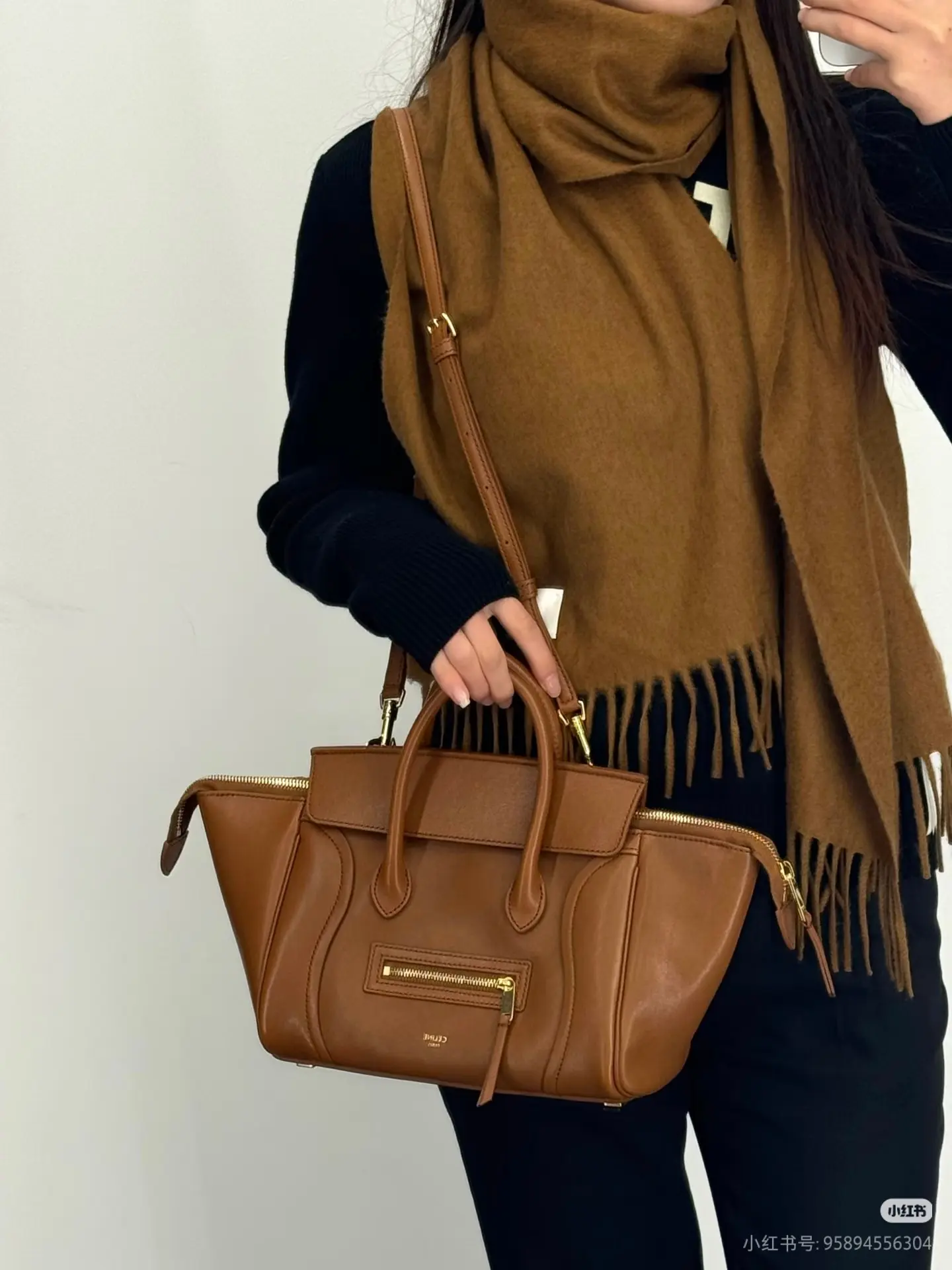 Celine Trapeze Small Top-Handle Bag D57018537 — view 4