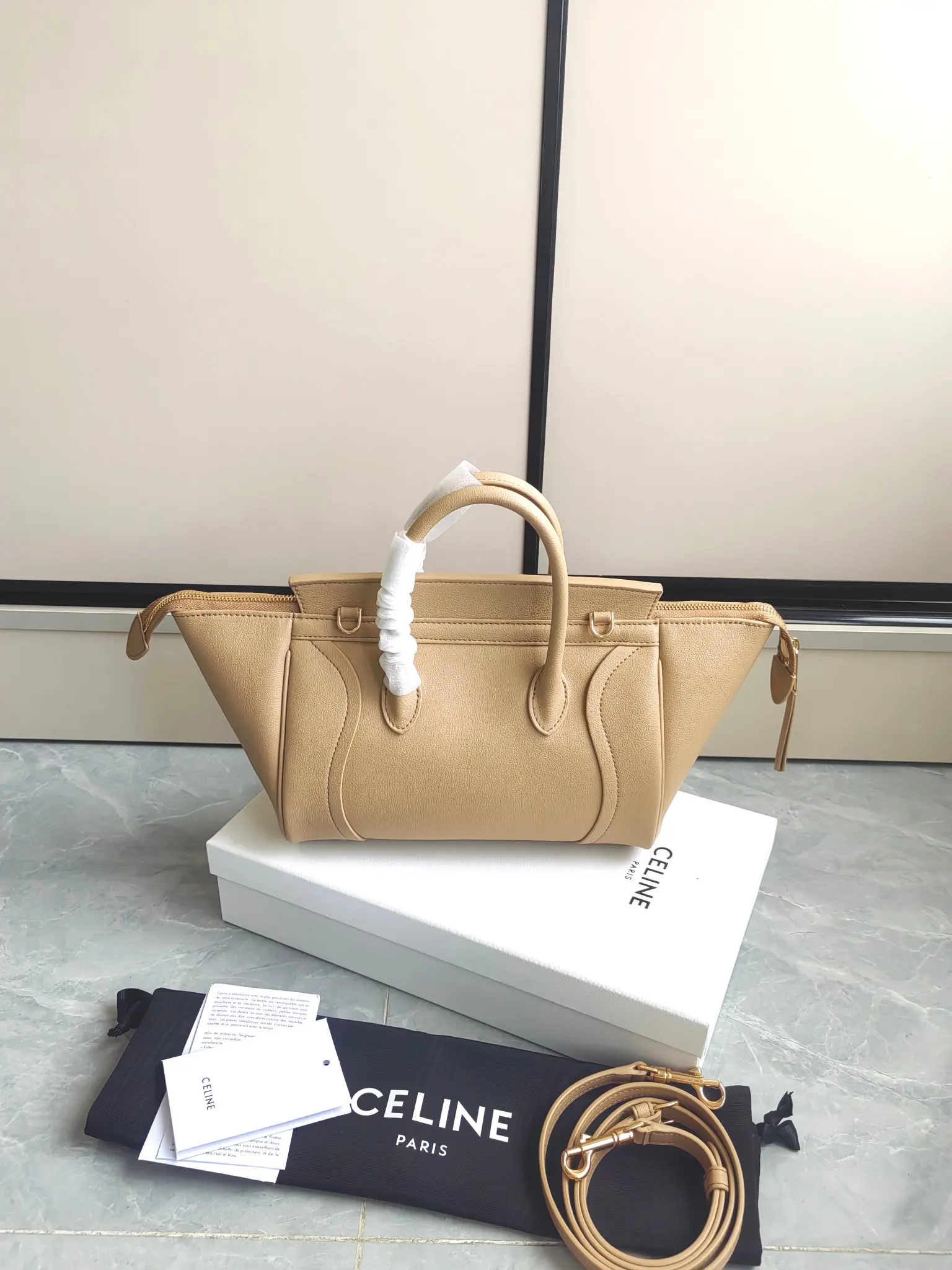 Celine Luggage Nano Grained Leather Bag D57018538 — view 2