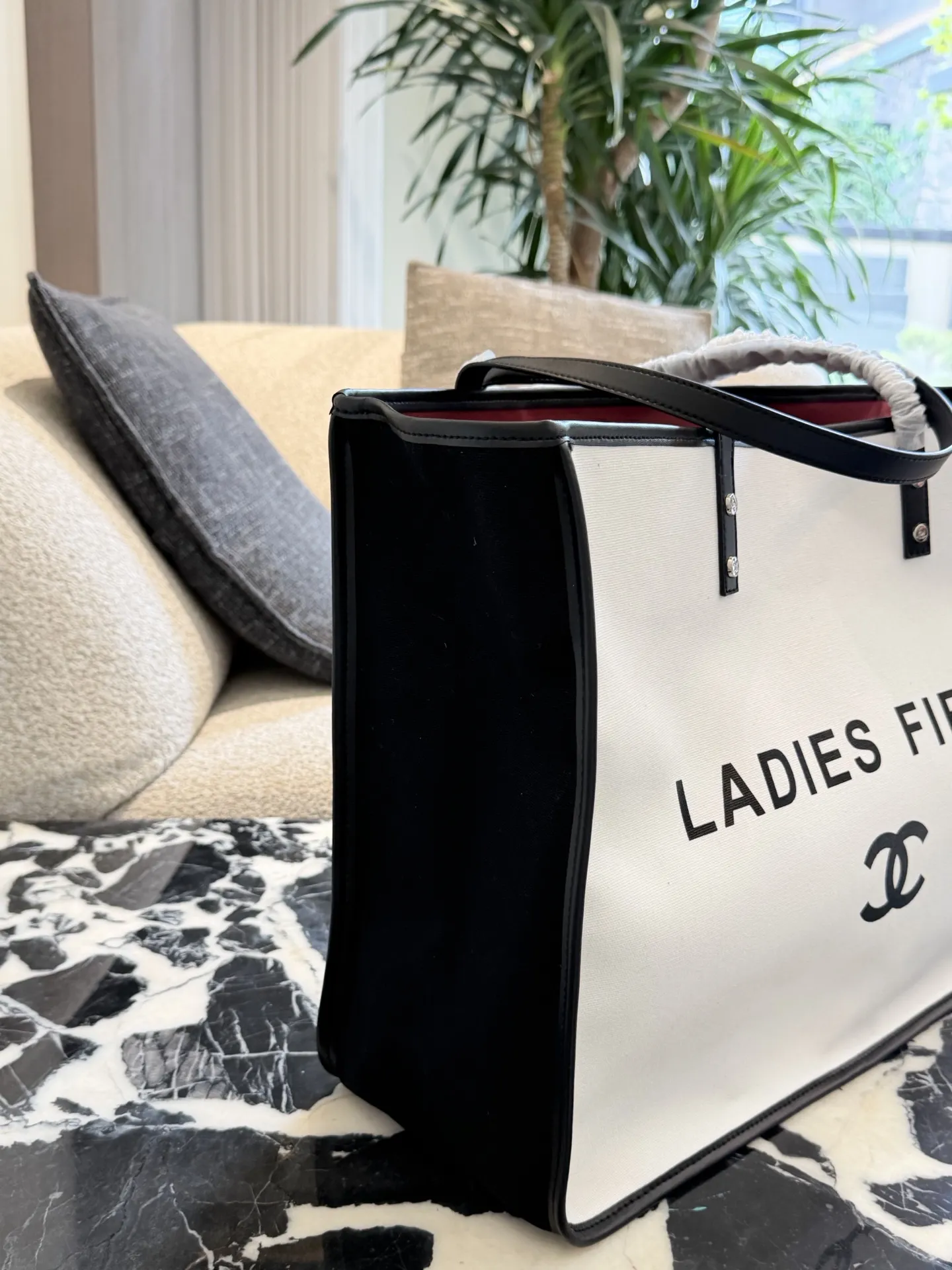 Ladies First Canvas Tote Bag D34018236 — view 3