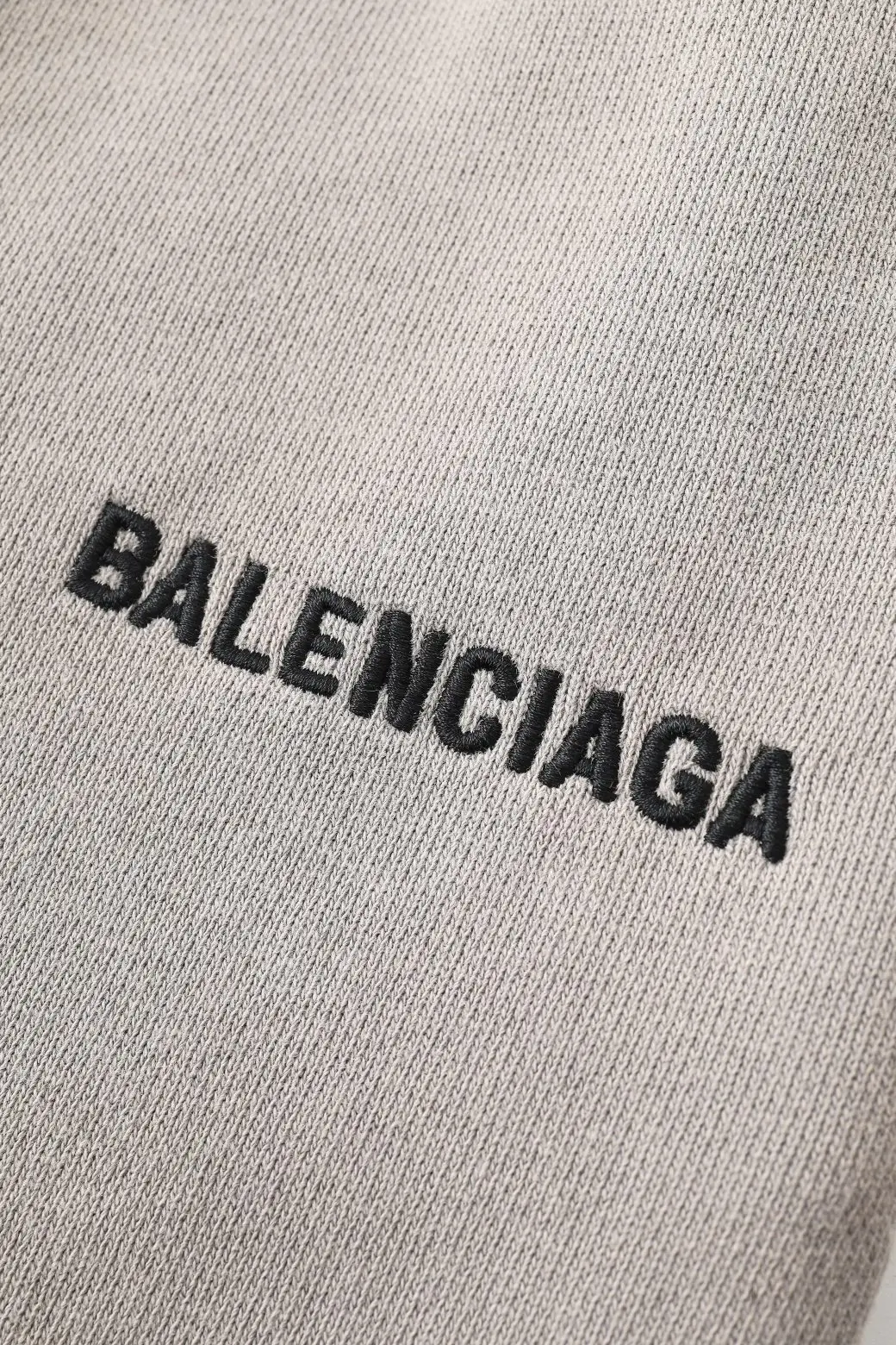 Logo-Embroidered Washed Cotton Shorts D18920110 — view 3