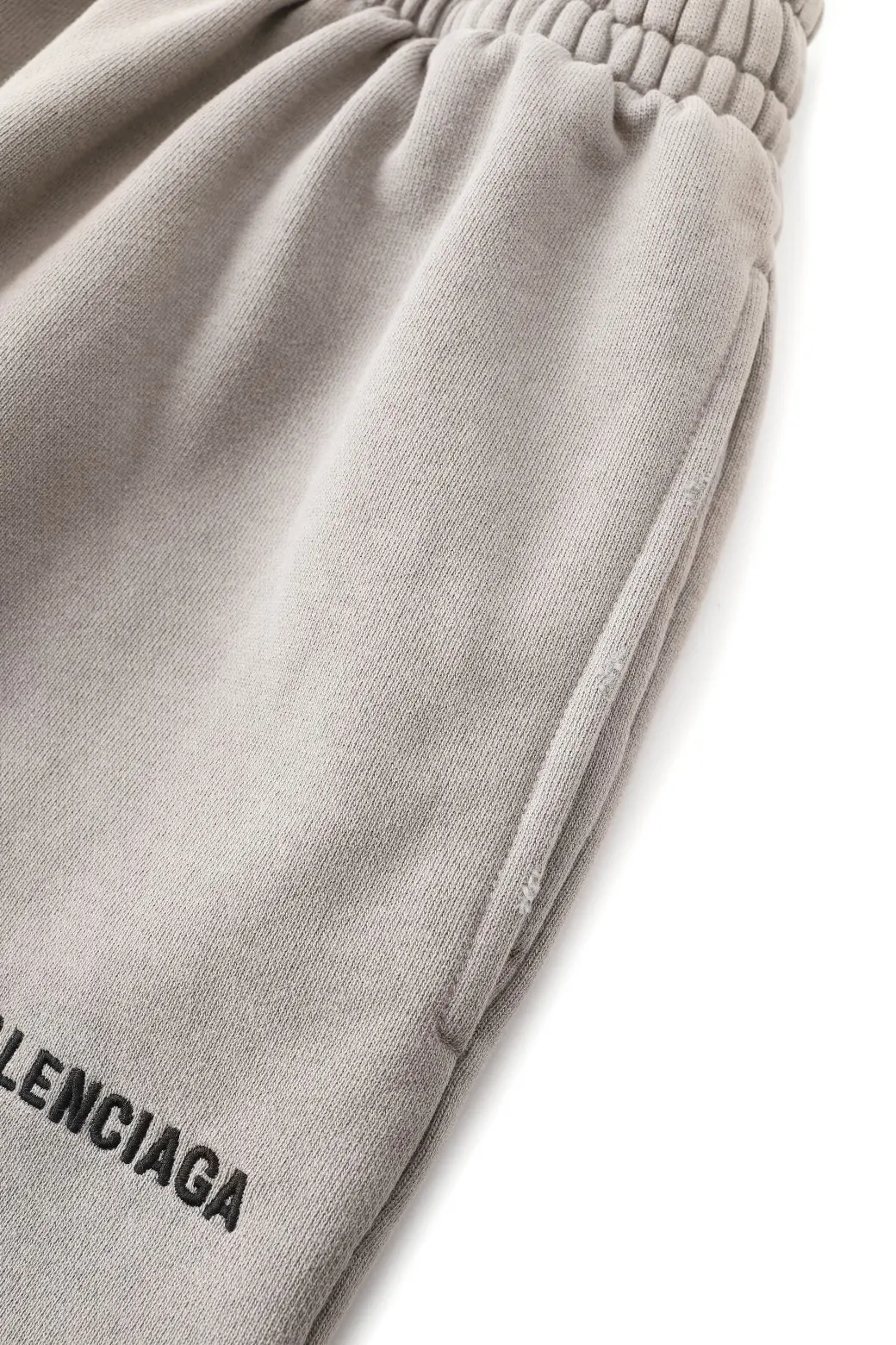 Logo-Embroidered Washed Cotton Shorts D18920110 — view 8