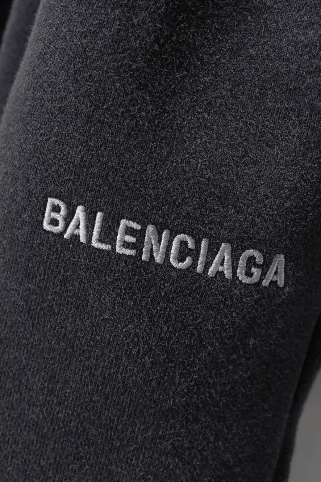 Logo Embroidered Washed Cotton Sweatpants D18920109 — view 12