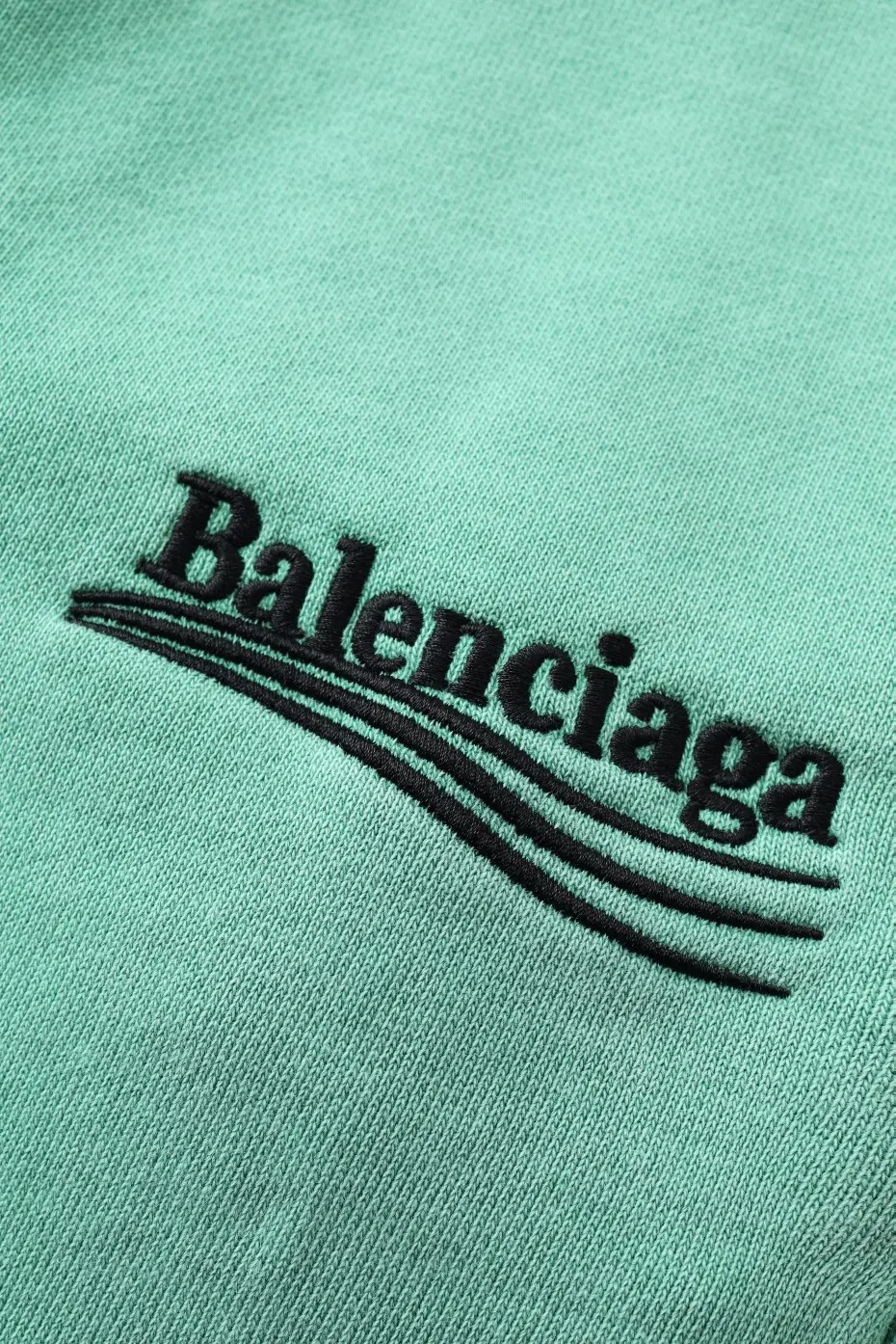 Logo-Embroidered Washed Cotton Sweat Shorts D18920118 — view 3