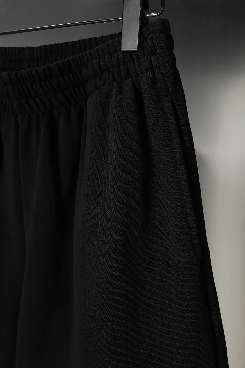 Logo Print Drawstring Shorts D16522557 — view 4