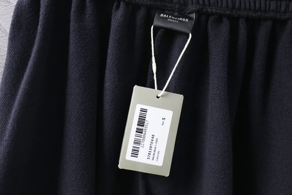 Embroidered Logo Cotton-Blend Sweat Shorts D18522554 — view 8