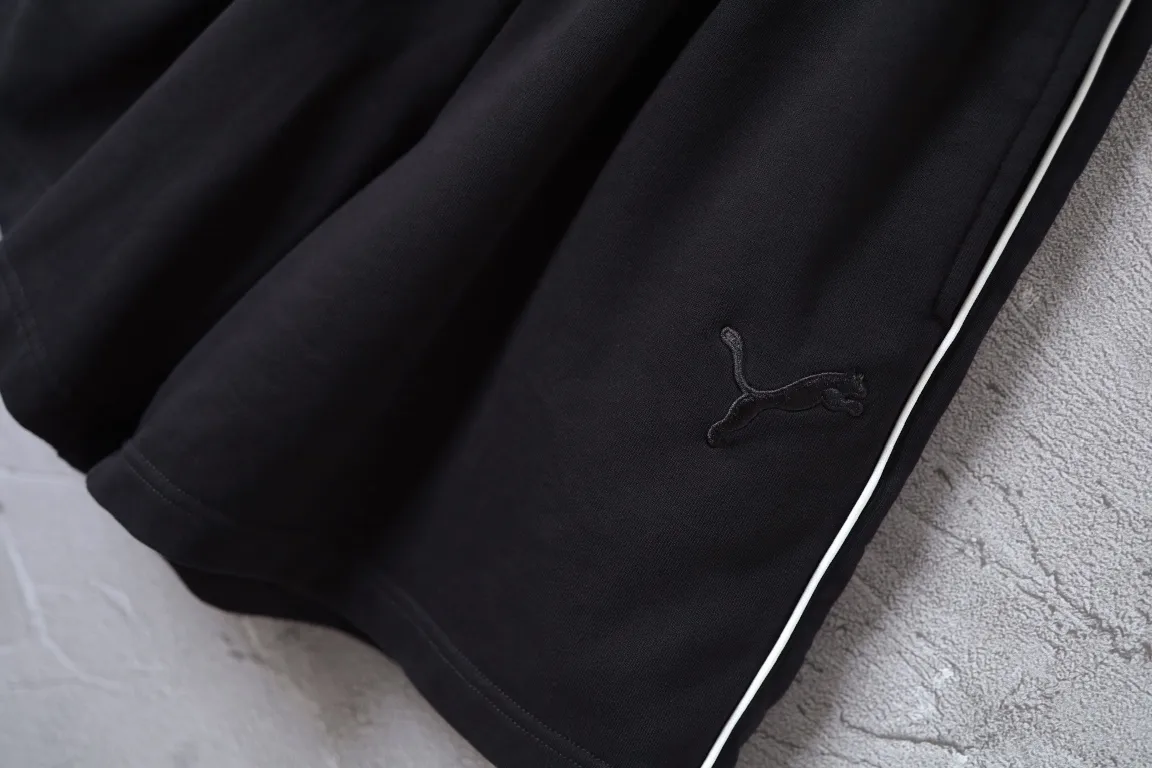 Embroidered Logo Track Shorts D19922604 — view 3
