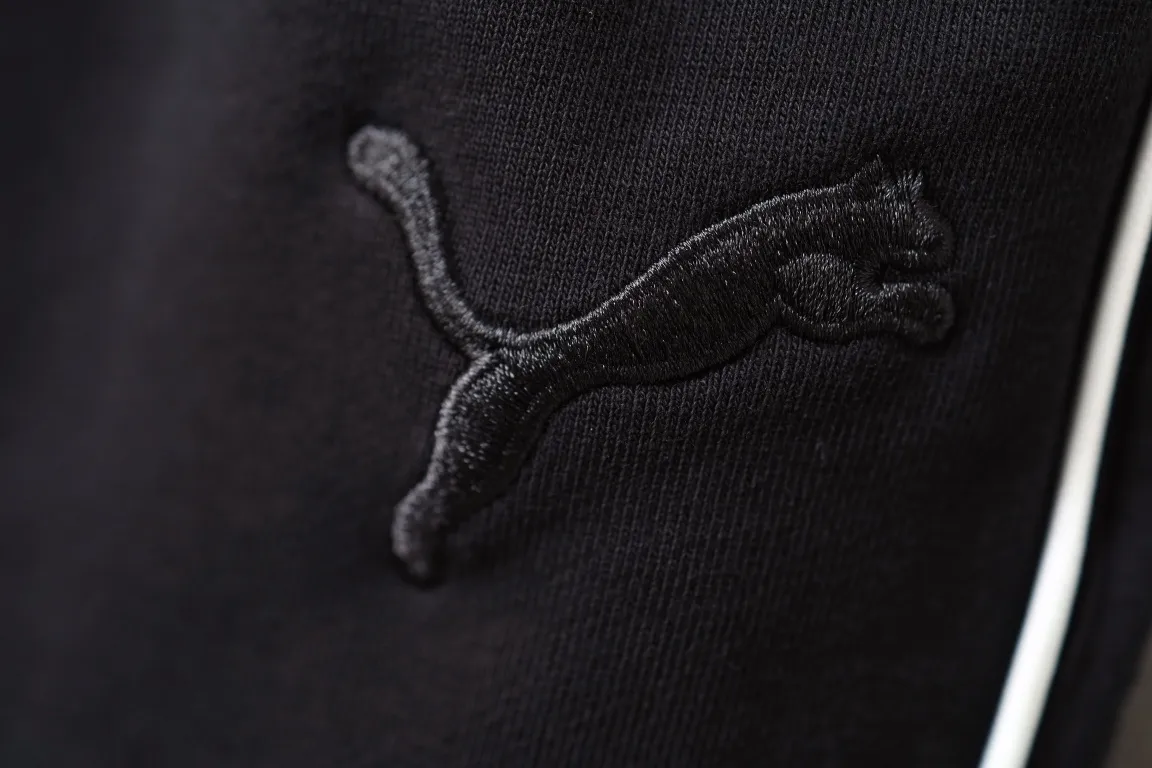 Embroidered Logo Track Shorts D19922604 — view 5