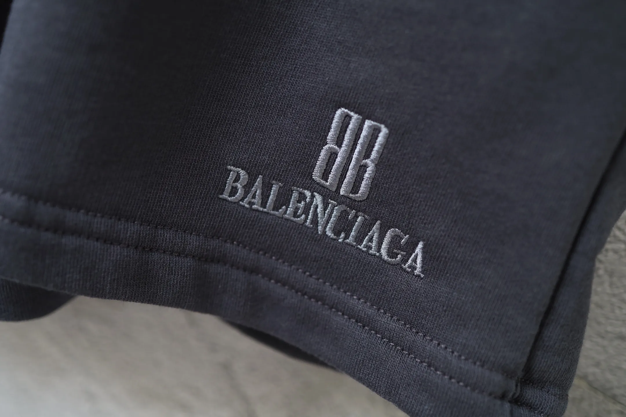 Logo Embroidered Cotton-Jersey Shorts D17522589 — view 4