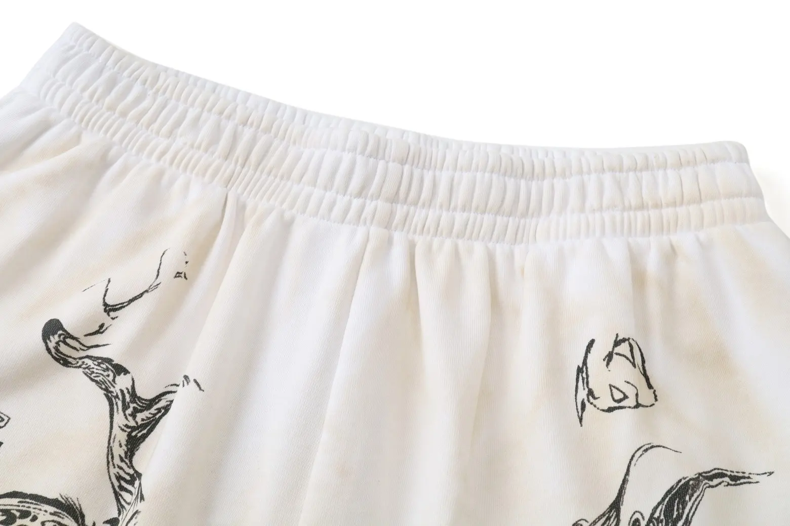 Graffiti Print Distressed Sweat Shorts D18922556 — view 4