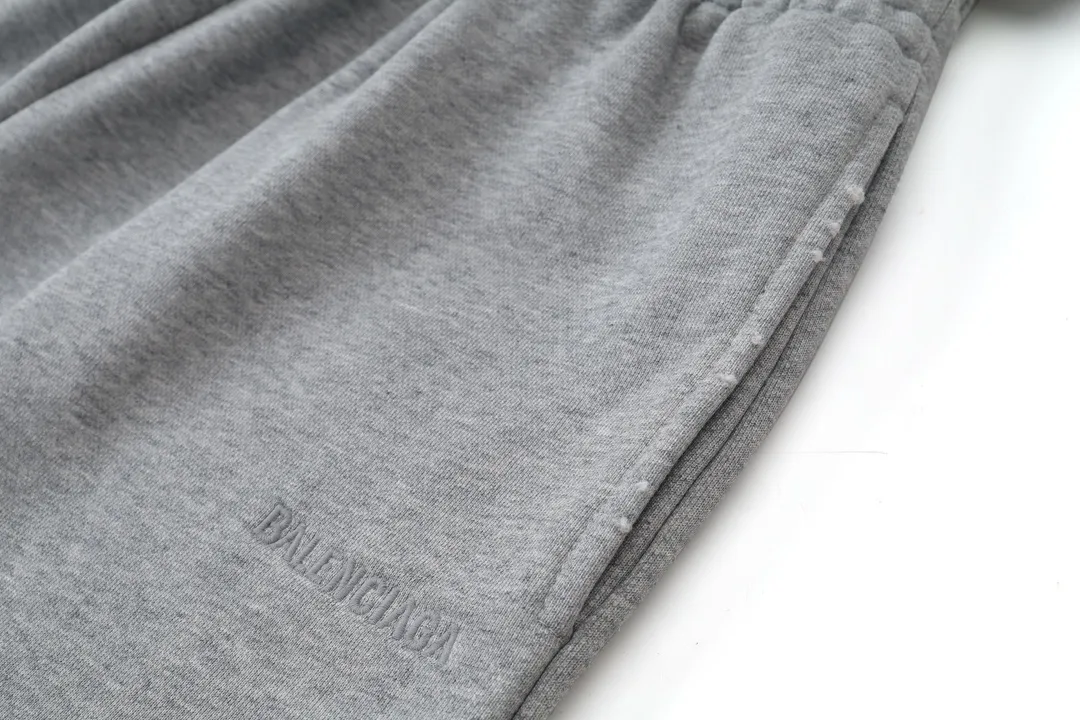 Trompe L'oeil Layered Logo Sweat Shorts D20522579 — view 17
