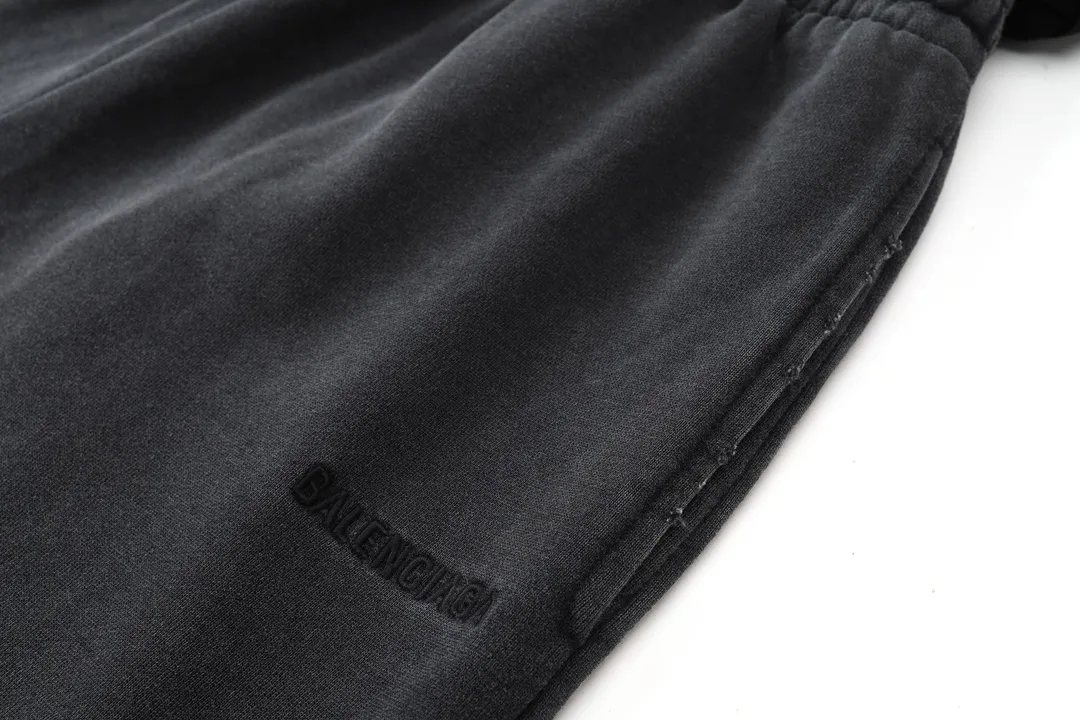 Trompe L'oeil Layered Logo Sweat Shorts D20522579 — view 34