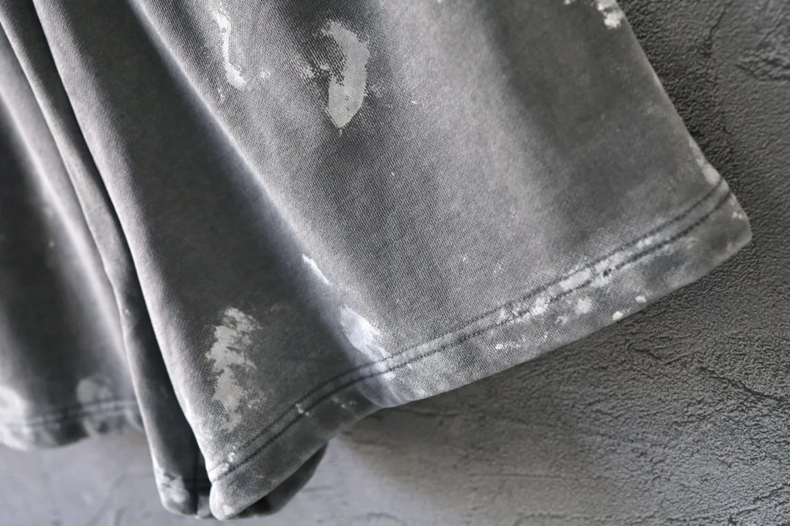 Paint-Splatter Distressed Cotton Shorts D21922552 — view 6