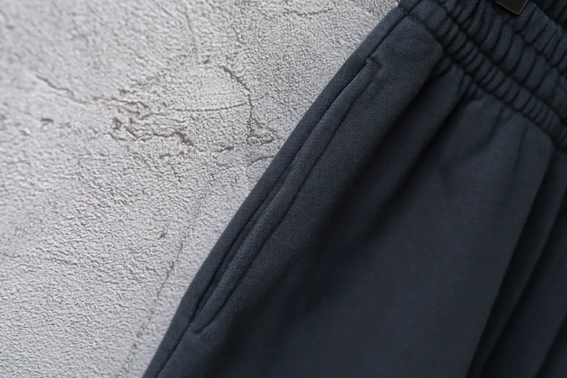 Logo Embroidered Cotton-Jersey Shorts D19522546 — view 7