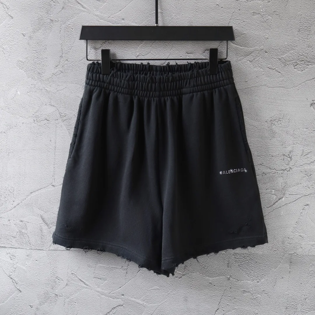 Distressed Logo Rhinestone Sweat Shorts D19522603