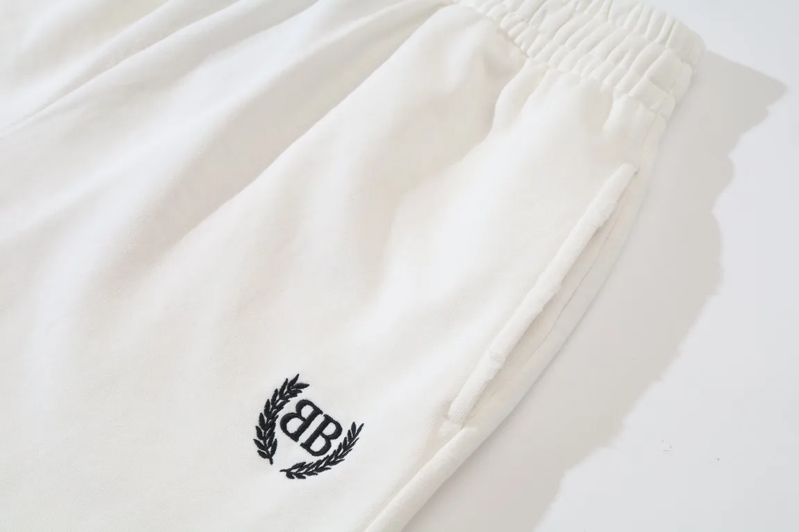 Embroidered Logo Raw-Hem Sweat Shorts D19922597 — view 13