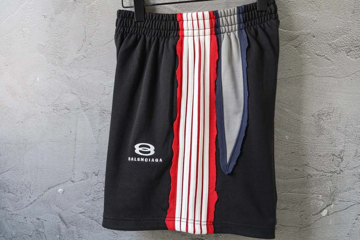 8B Embroidered Side-Stripe Knit Shorts D20922596 — view 3