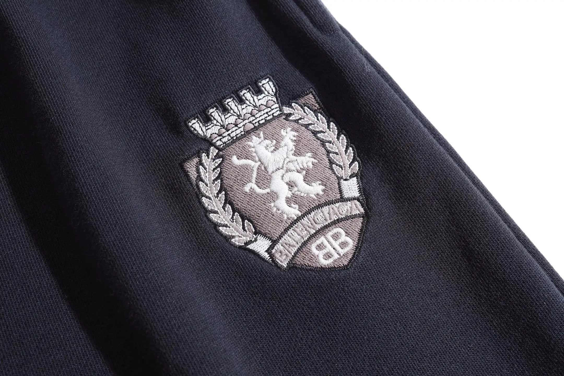Embroidered Crest Cotton-Jersey Shorts D19922583 — view 30