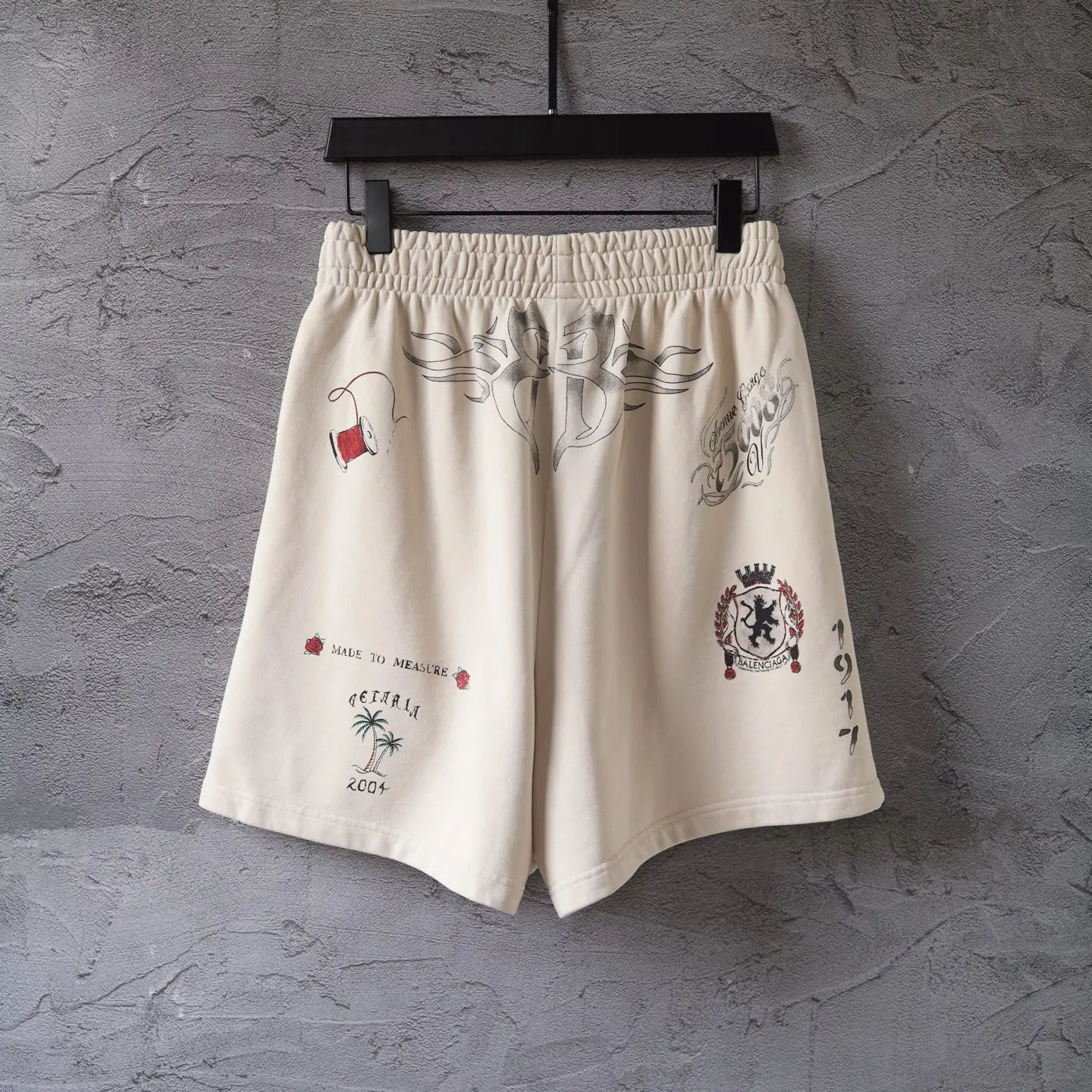 Graffiti Print Cotton Jersey Shorts D21922573 — view 2