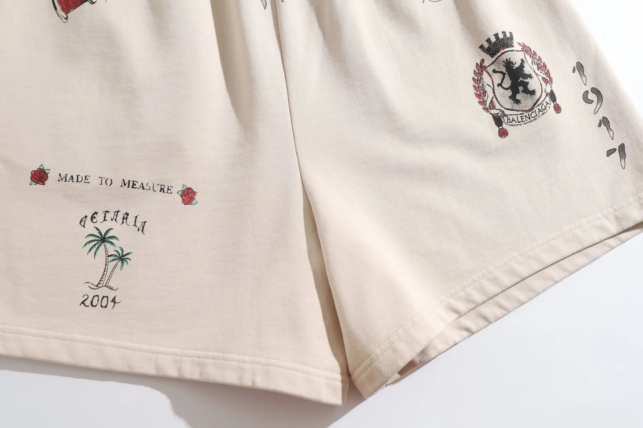 Graffiti Print Cotton Jersey Shorts D21922573 — view 13