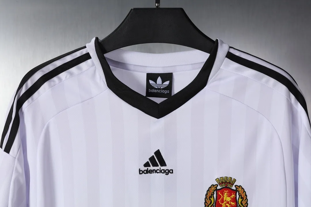 Adidas x Balenciaga Oversized Football Jersey D15022617 — view 6