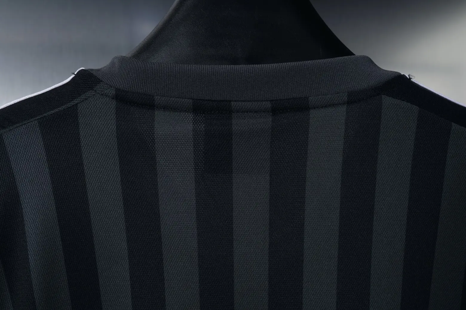 Striped Oversized Soccer Jersey D15022618 — view 8