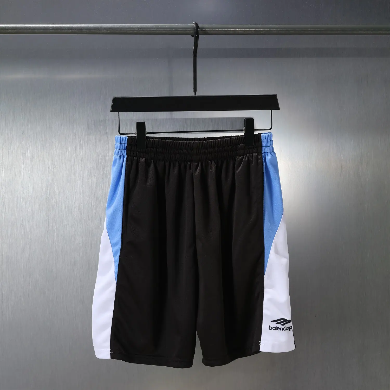 3B Logo Color-Block Mesh Sports Shorts D11920091 — view 10