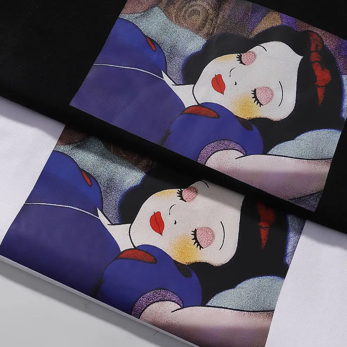Snow White Graphic Print T-Shirt D8812082 — view 6