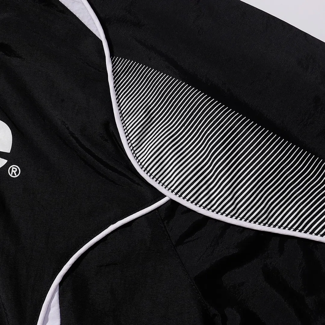 Supreme x Umbro Hooded Track Jacket D17012068 — view 7
