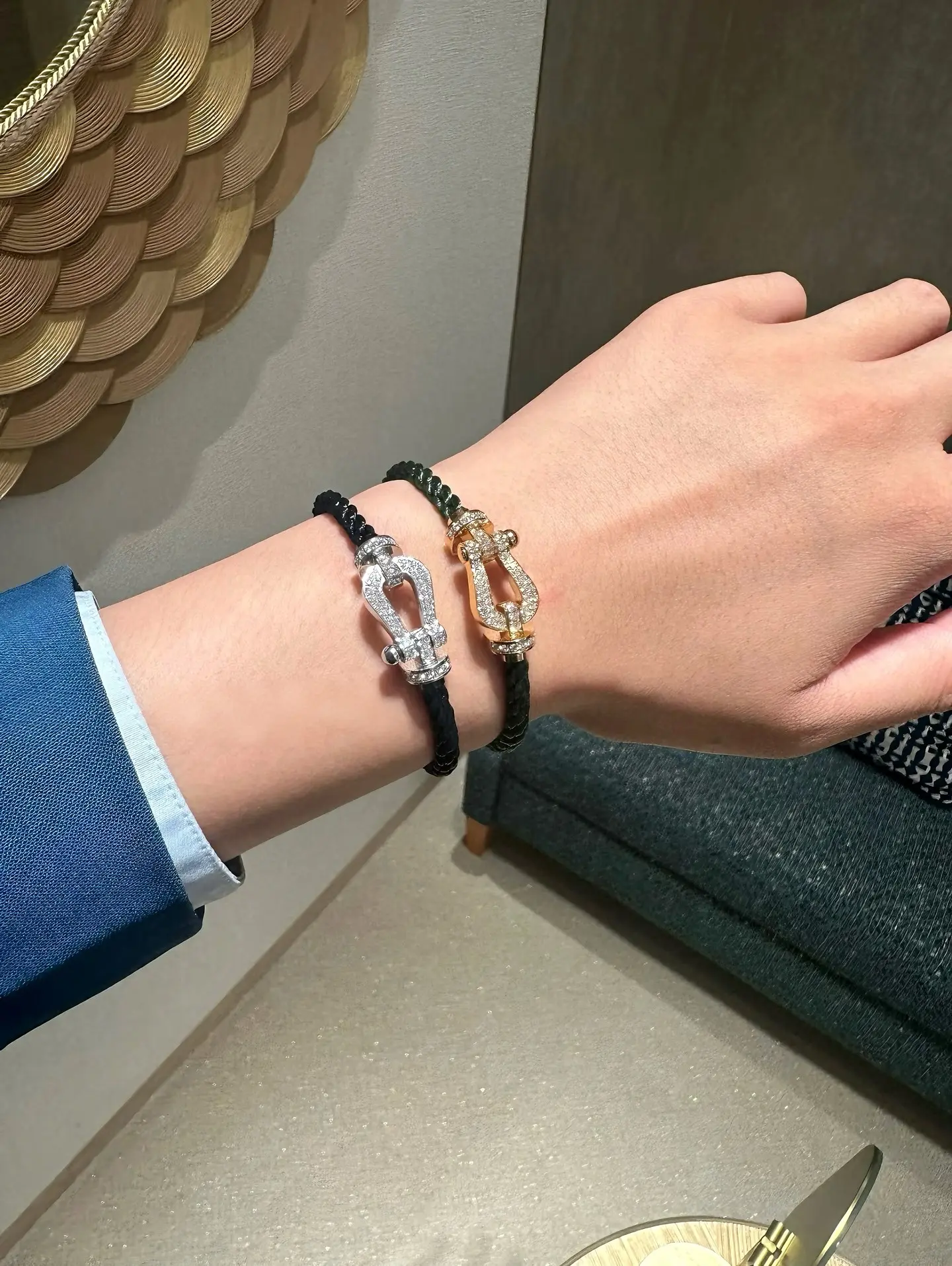 Force 10 Style Horseshoe Pave Bracelet D22017118 — view 10