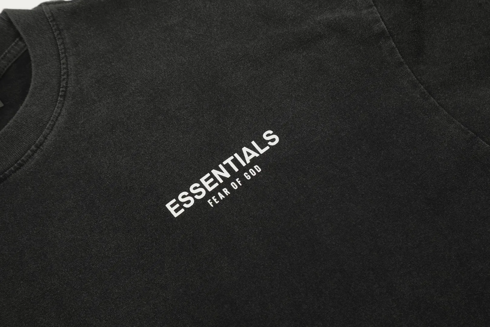 Essentials Dove Logo Oversized T-Shirt D8911940 — view 5