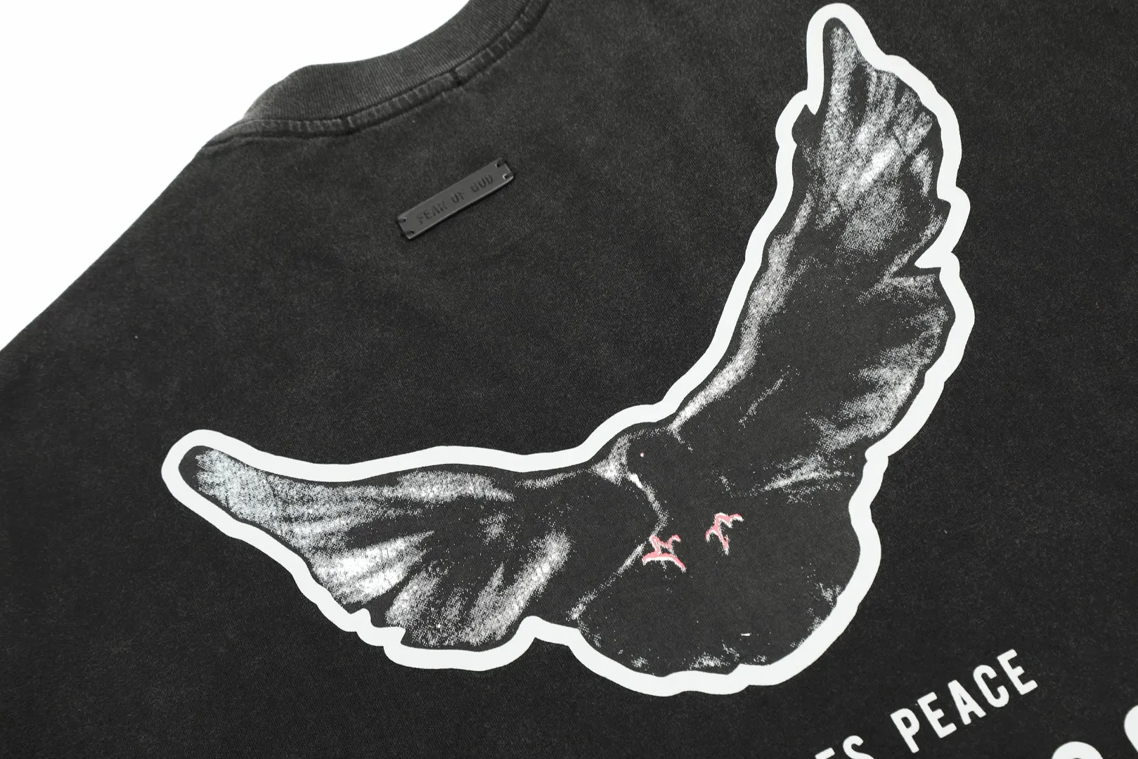 Essentials Dove Graphic Oversized T-Shirt D8911939 — view 6