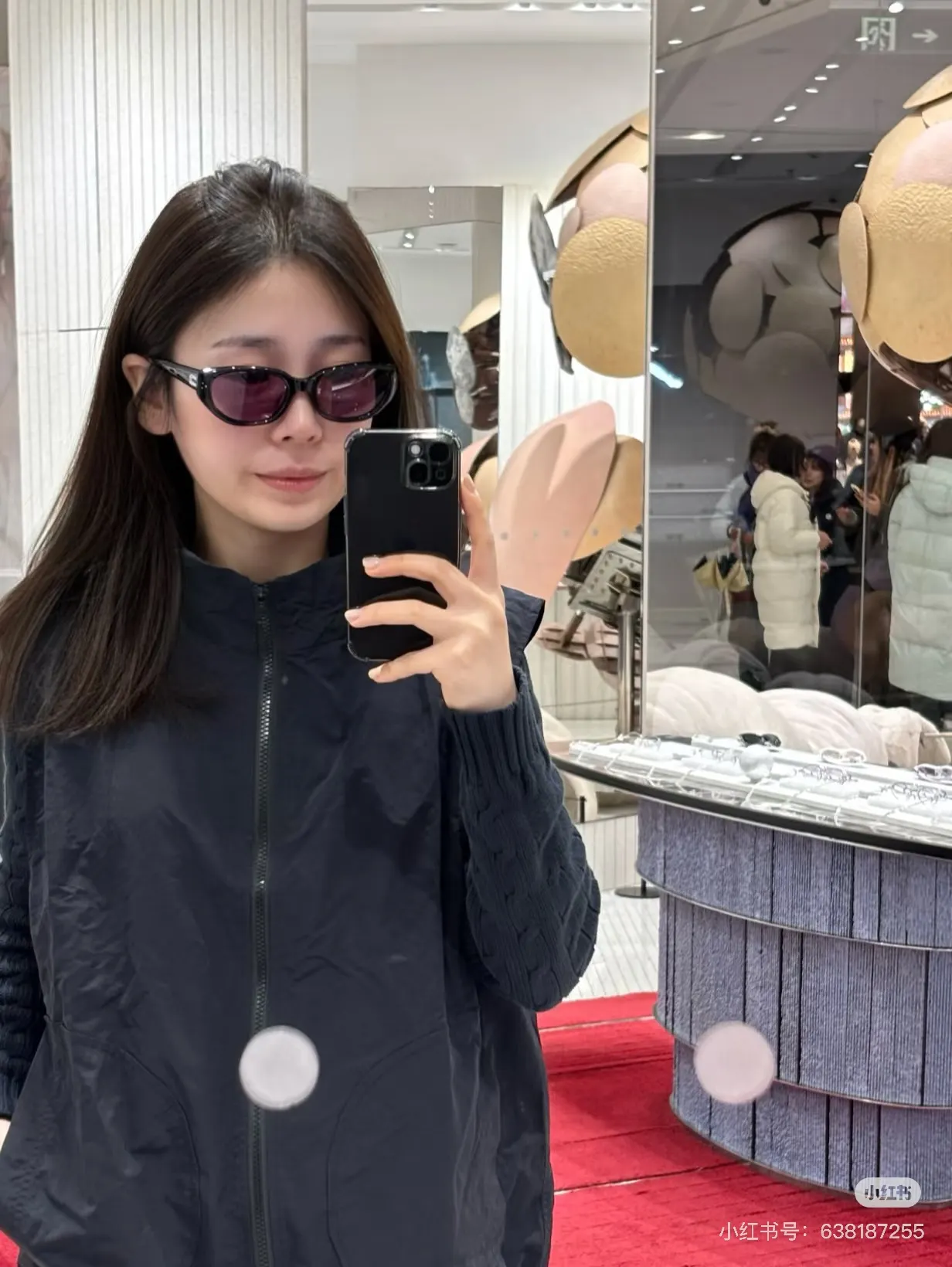 Gentle Monster Boni Cat-Eye Sunglasses D34017761 — view 3