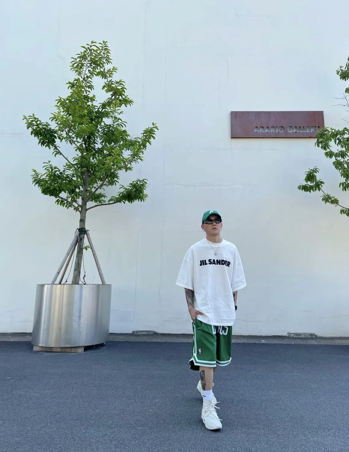 Logo Print Oversized Cotton T-Shirt D14024985 — view 47