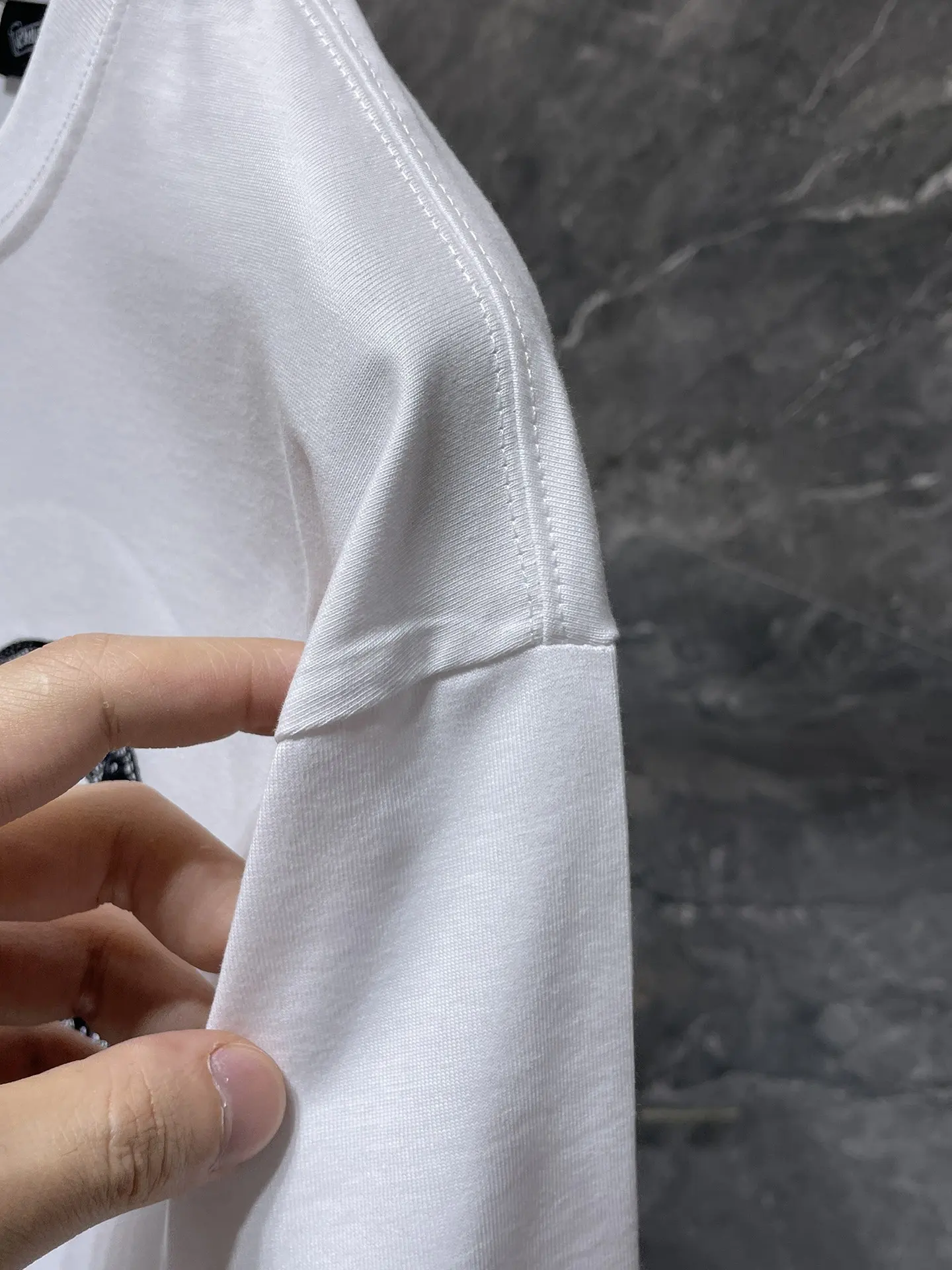 Horseshoe Logo Embroidered Cotton T-Shirt D11012057 — view 8