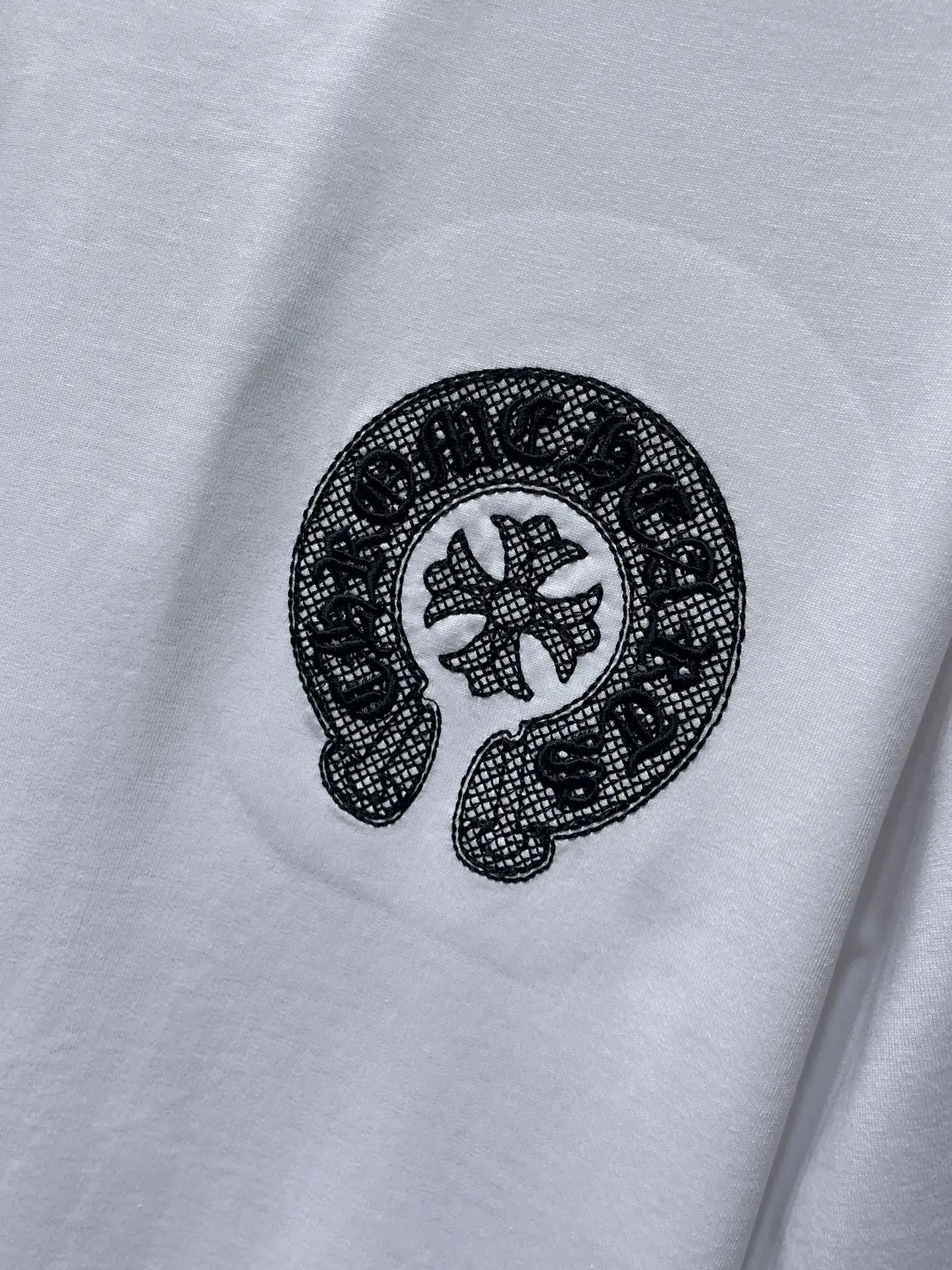 Horseshoe Logo Embroidered Cotton T-Shirt D6015889 — view 5