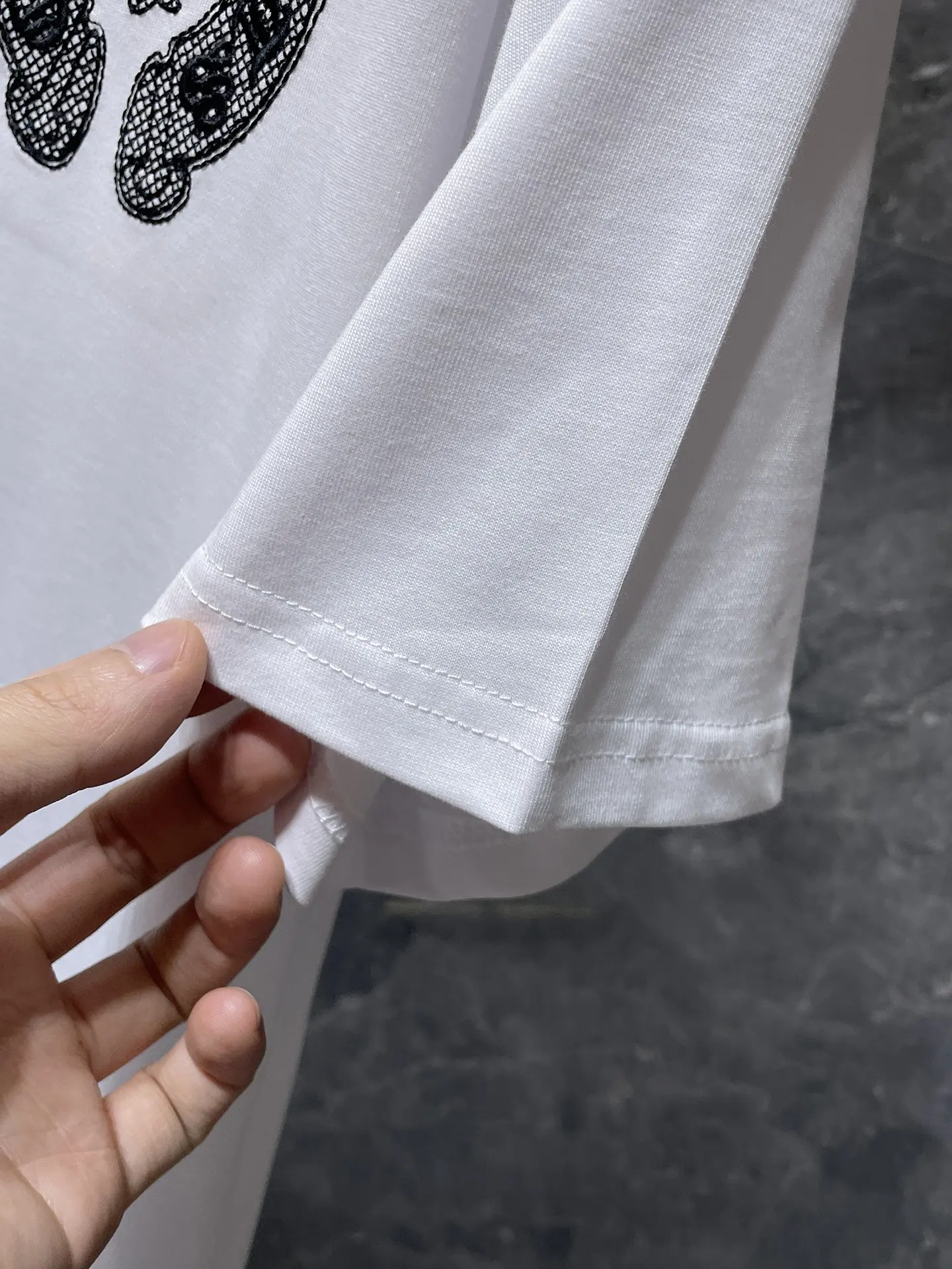 Horseshoe Logo Embroidered Cotton T-Shirt D6015889 — view 9