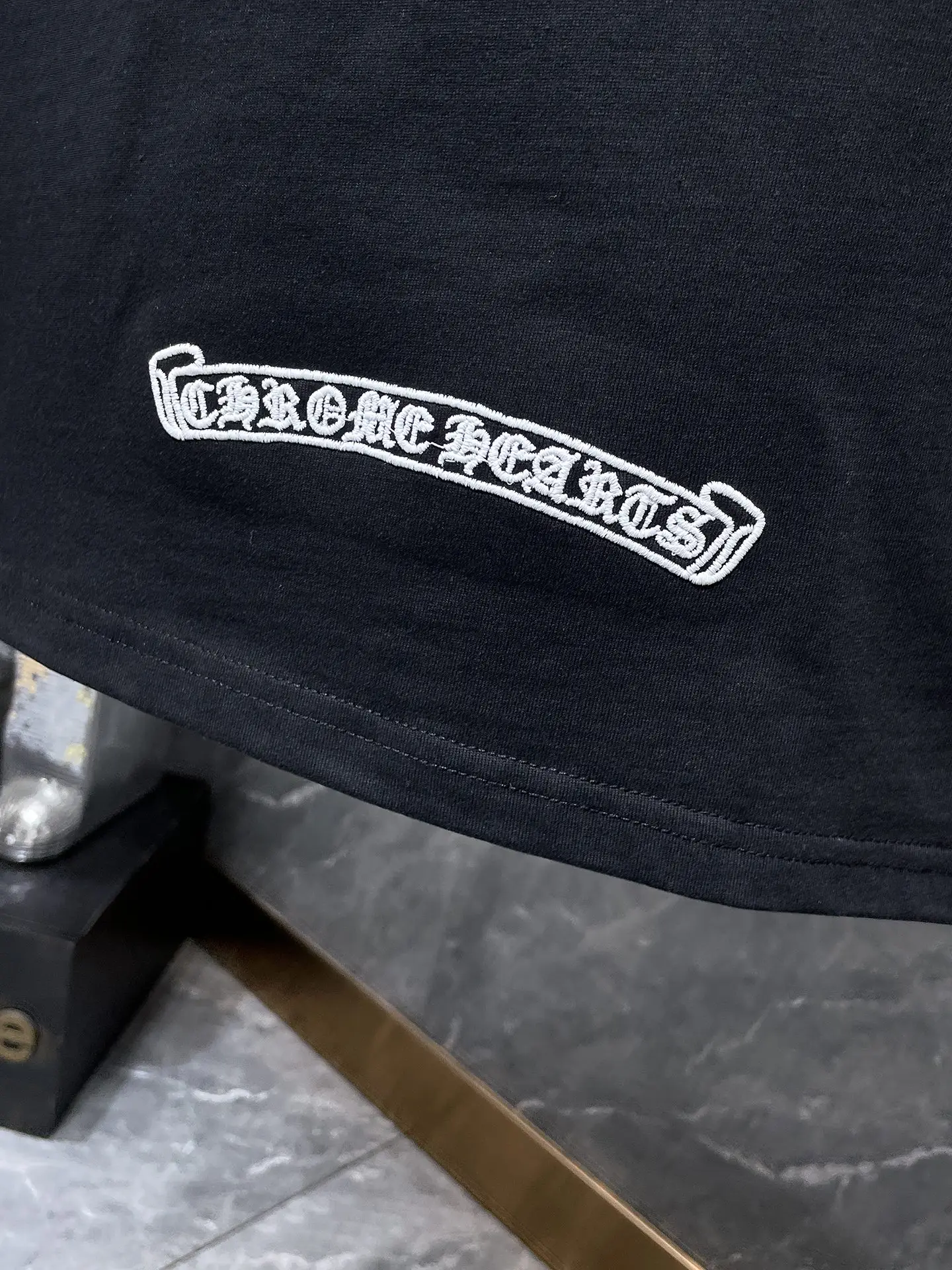 Embroidered Horseshoe Logo Cotton T-Shirt D6015888 — view 2