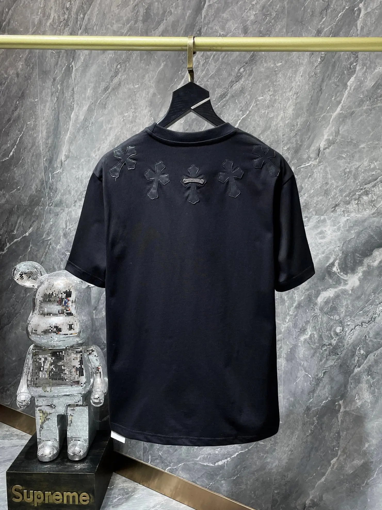 Leather Cross Patch Cotton T-Shirt D11012051 — view 7