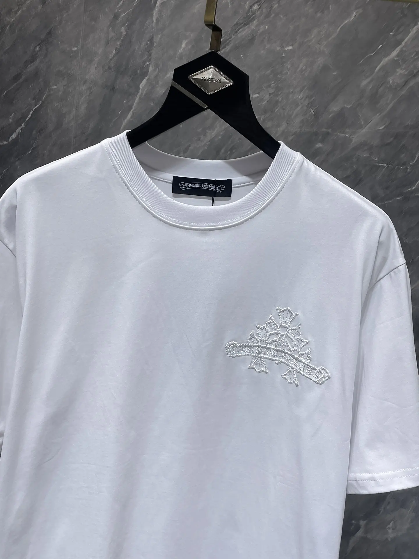Embroidered Cross Logo Cotton T-Shirt D12012046 — view 4