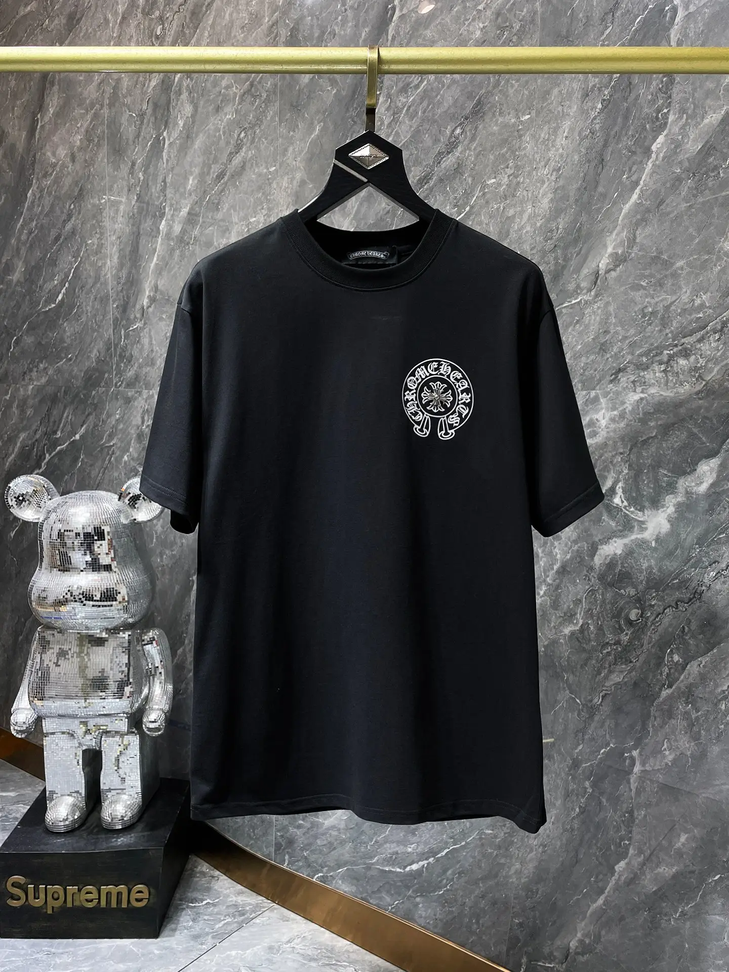 Horseshoe Logo Rhinestone Cotton T-Shirt D12012044 — view 4