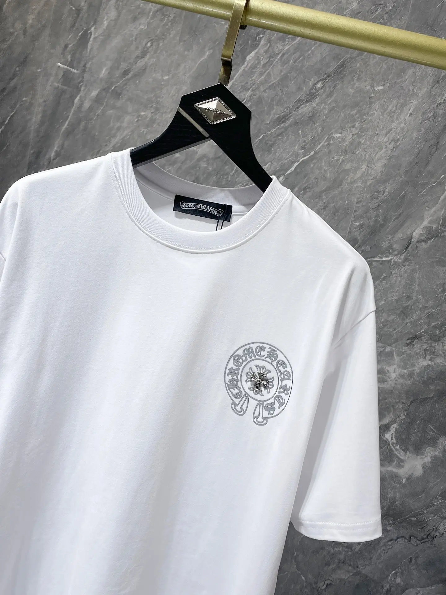 Horseshoe Logo Rhinestone Cotton T-Shirt D7015877