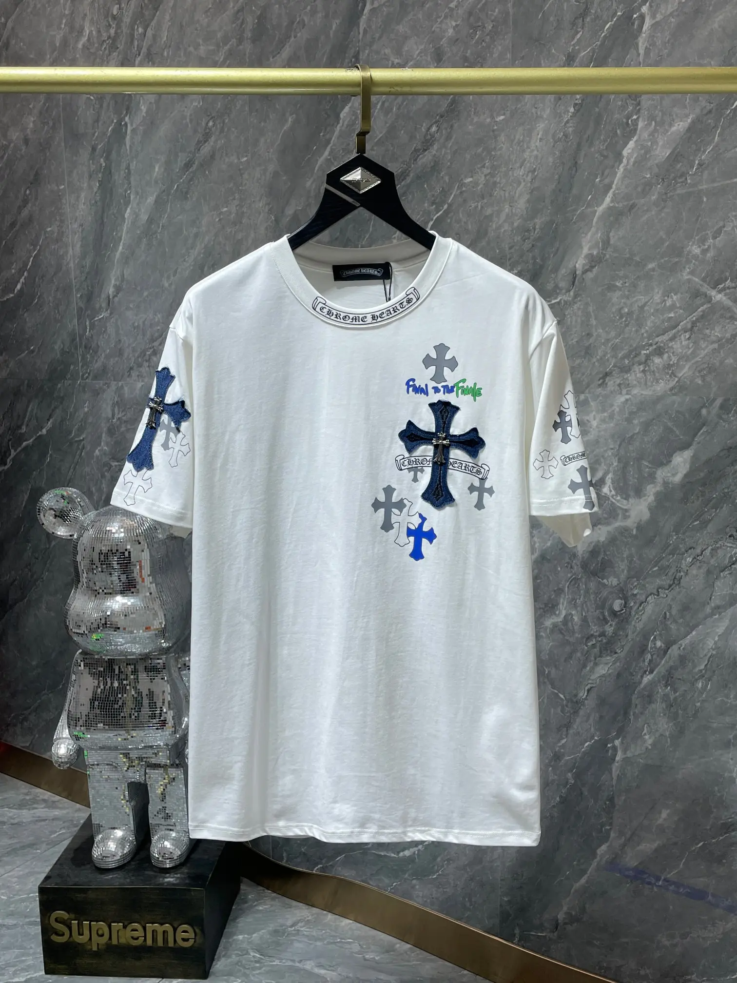 Embellished Cross Patch Cotton T-Shirt D11012042 — view 4