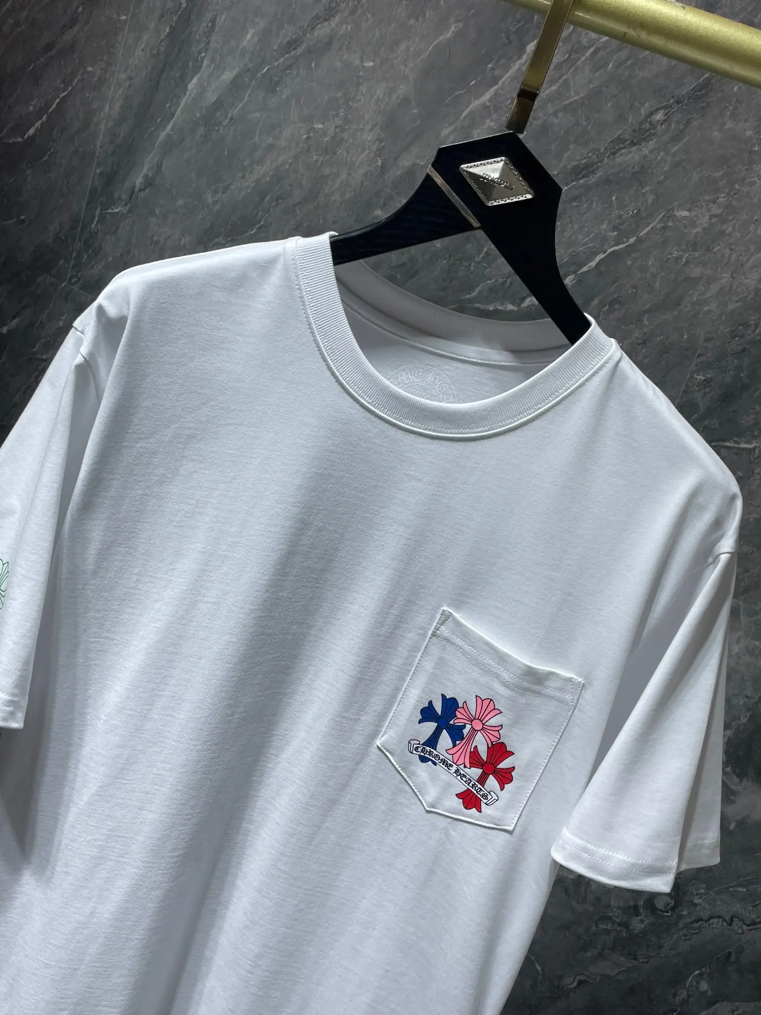 Cross Graphic Pocket T-Shirt D10512041