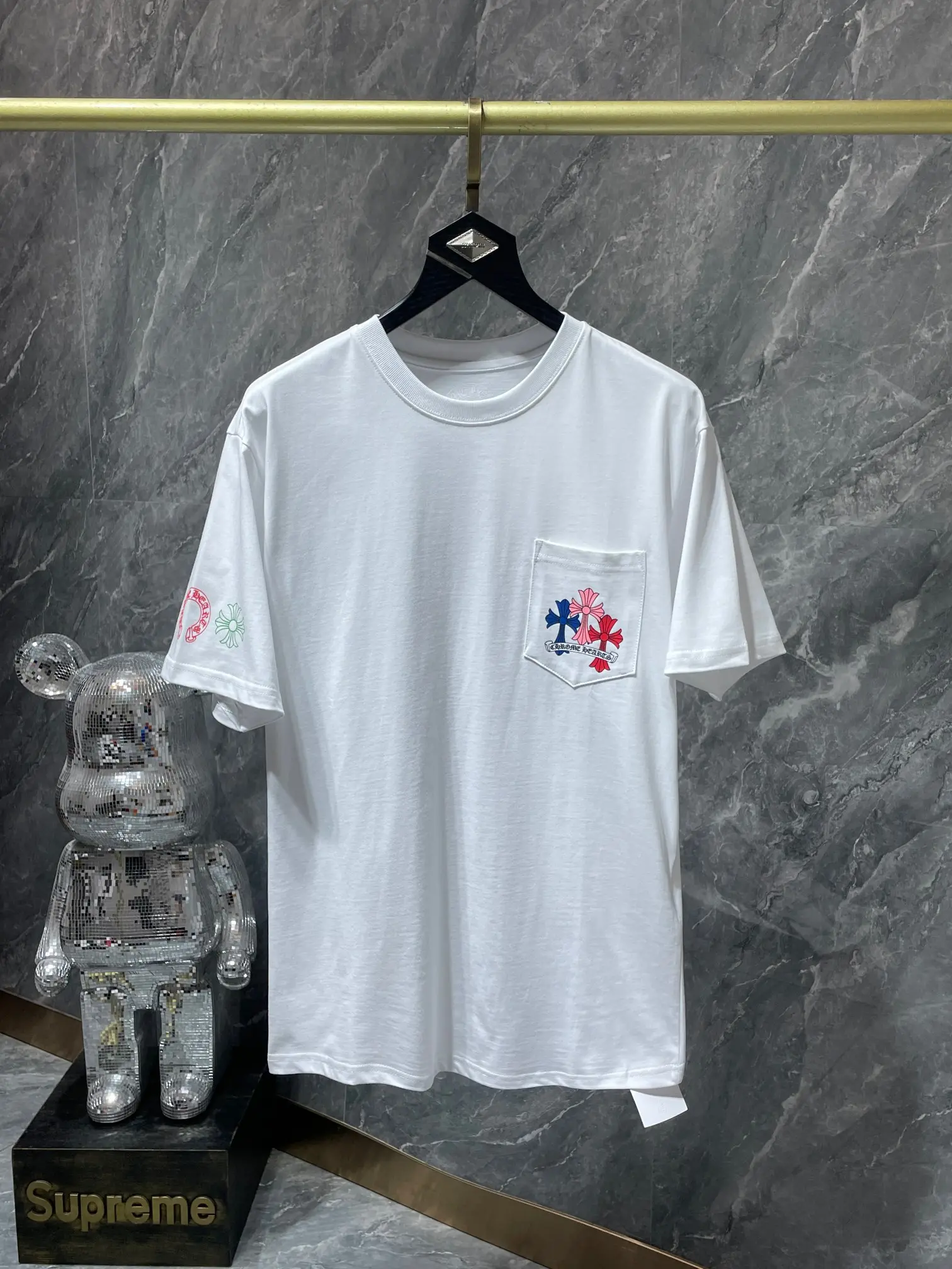 Cross Graphic Pocket T-Shirt D10512041 — view 4